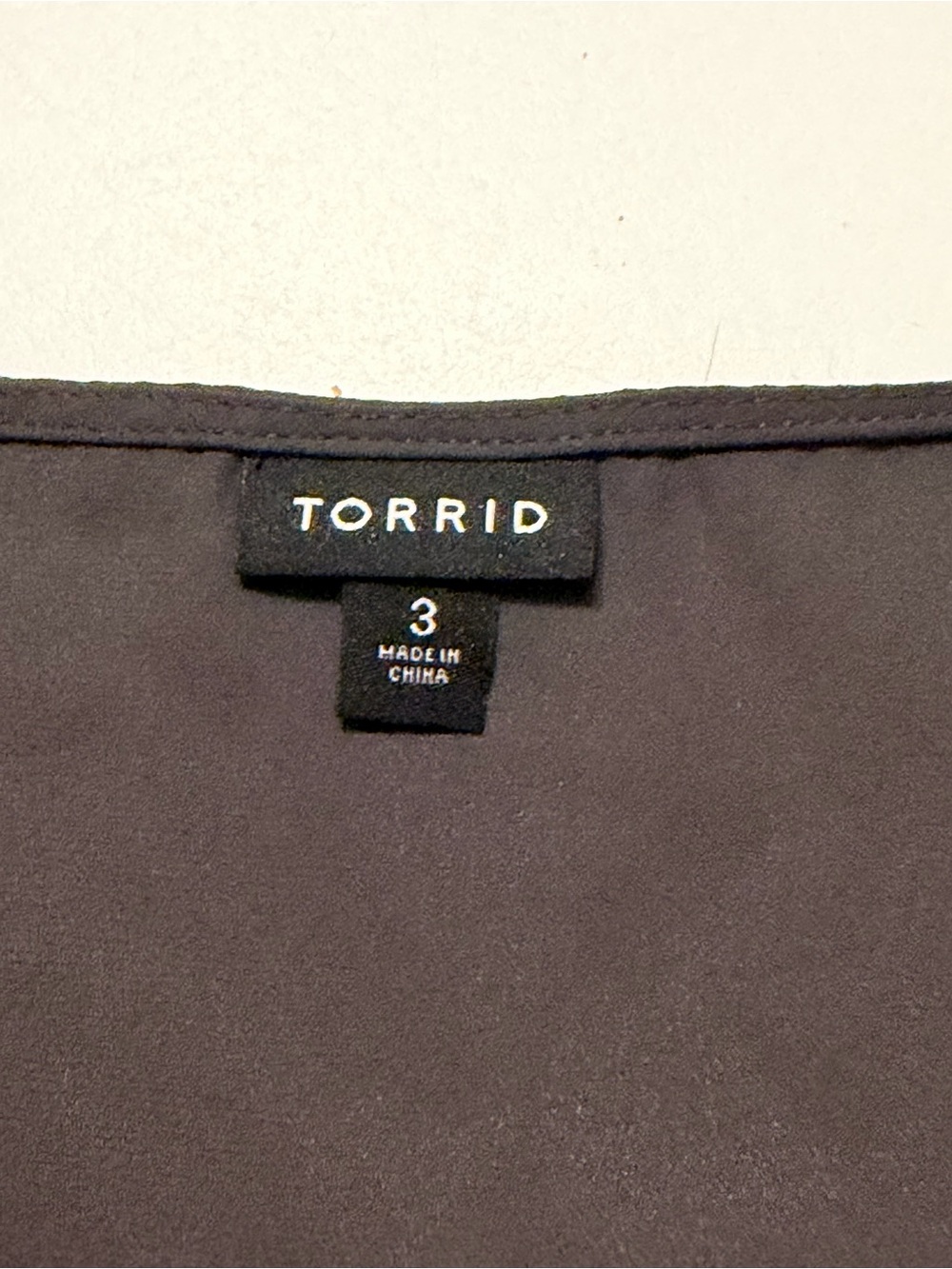 Torrid Women’s 3X Dark Gray V Neck Empire Waist Flutter Sleeve Peplum Blouse Top - Picture 6 of 9